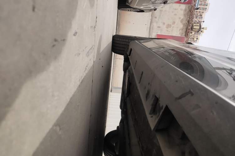 Used Geely Auto Emgrand 2026 Model 5th Generation 1.5T DCT Flagship Edition Right Side Sill