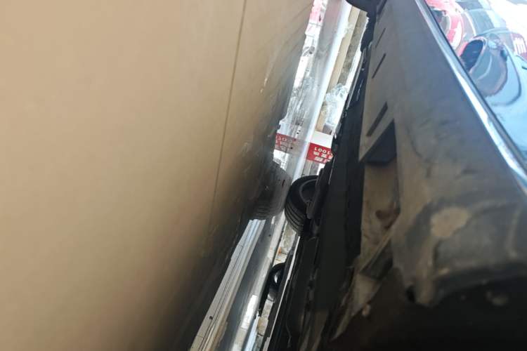 Used Geely Auto Emgrand 2026 Model 5th Generation 1.5T DCT Flagship Edition Right Side Sill