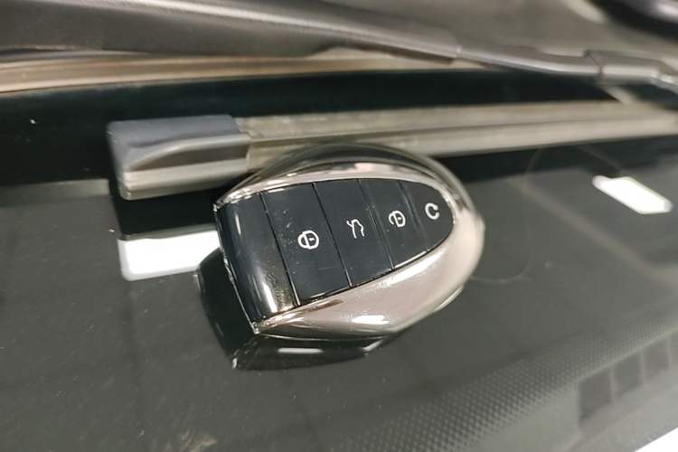 Used Geely Auto Emgrand 2026 Model 5th Generation 1.5T DCT Flagship Edition Vehicle Key