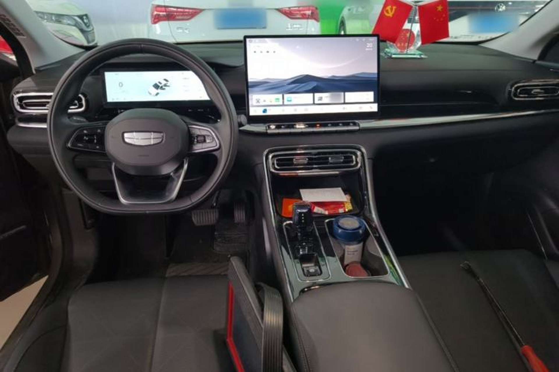 Used Geely Auto Emgrand 2026 Model 5th Generation 1.5T DCT Prestige Edition Center Console