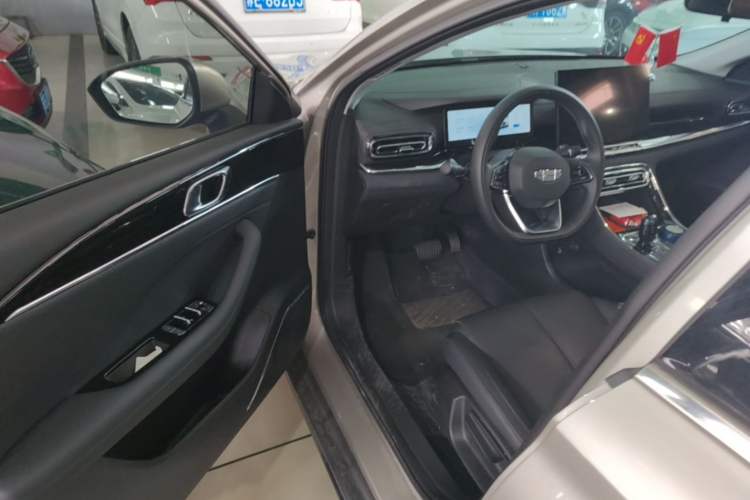 Used Geely Auto Emgrand 2026 Model 5th Generation 1.5T DCT Prestige Edition Driver Seat