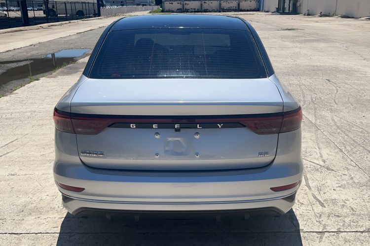 Used Geely Auto Emgrand 2026 Model 4th Generation 4 Millionth Anniversary Edition 1.5L CVT Overdrive Edition Exterior 5
