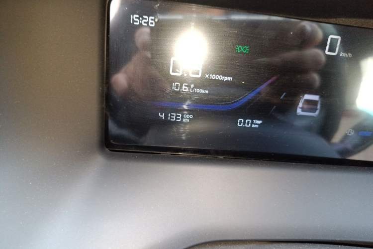 Used Geely Auto Emgrand 2026 Model 4th Generation 4 Millionth Anniversary Model 1.5L CVT Starry Edition Odometer Close Up
