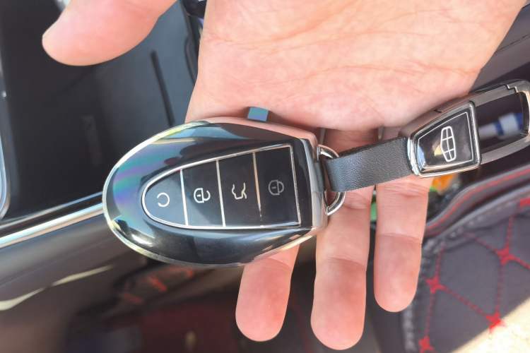Used Geely Auto Emgrand 2026 Model 5th Generation 1.5T DCT Prestige Edition Vehicle Key