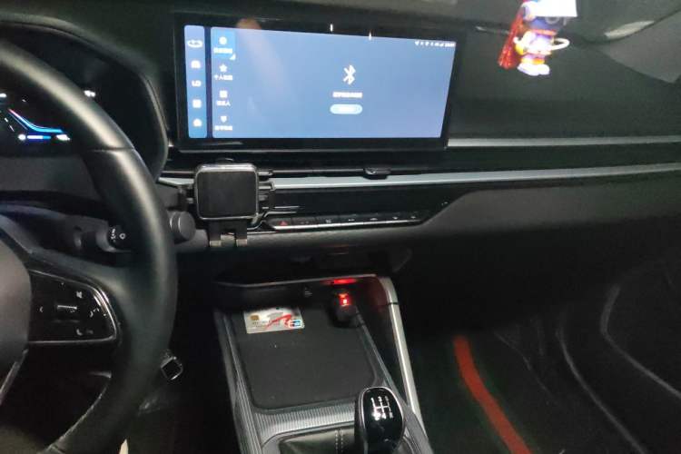 Used Geely Auto Emgrand 2026 Model 4th Generation 4 Millionth Anniversary Edition 1.5L Manual Overdrive Edition Audio And AC Panel