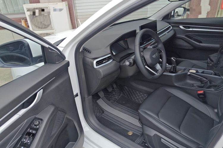 Used Geely Auto Emgrand 2026 Model 4th Generation 4 Millionth Anniversary Edition 1.5L Manual Overdrive Edition Driver Seat