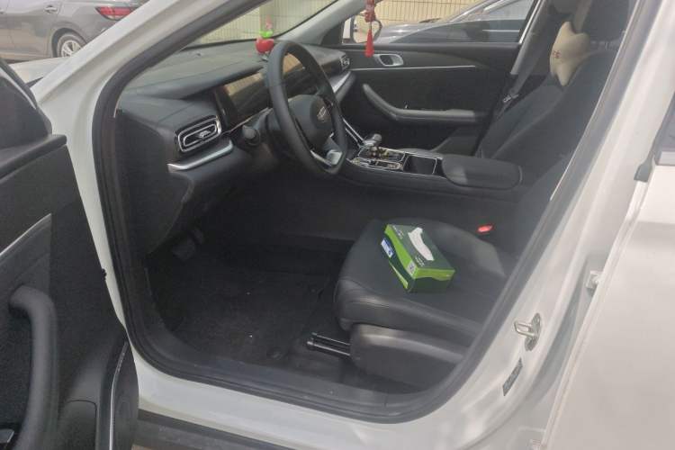 Used Geely Auto Emgrand 2026 Model 5th Generation 1.5L CVT Luxury Edition Driver Seat