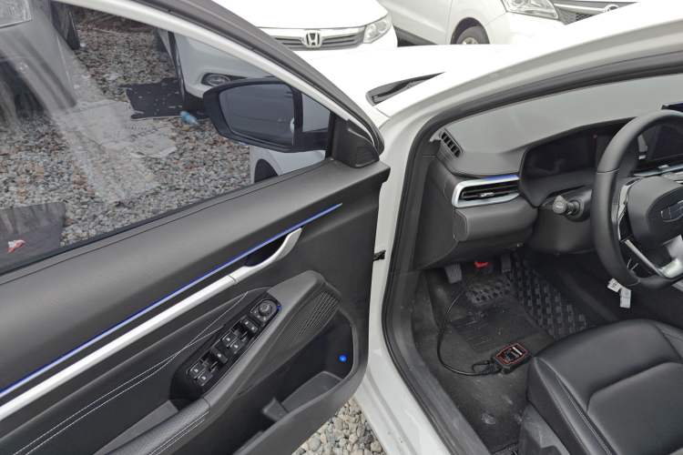 Used Geely Auto Emgrand 2026 Model 4th Generation 4 Millionth Anniversary Edition 1.5L Manual Overdrive Edition Driver Seat