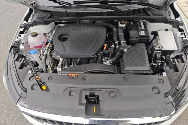 Used Geely Auto Emgrand 2026 Model 4th Generation 4 Millionth Anniversary Edition 1.5L CVT Overdrive Edition Engine Bay