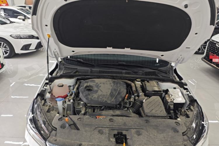 Used Geely Auto Emgrand 2026 Model 4th Generation 4 Millionth Anniversary Edition 1.5L CVT Overdrive Edition Engine Bay