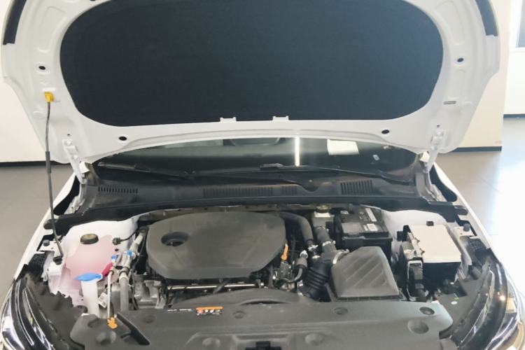 Used Geely Auto Emgrand 2026 Model 4th Generation 4 Millionth Anniversary Edition 1.5L CVT Overdrive Edition Engine Bay