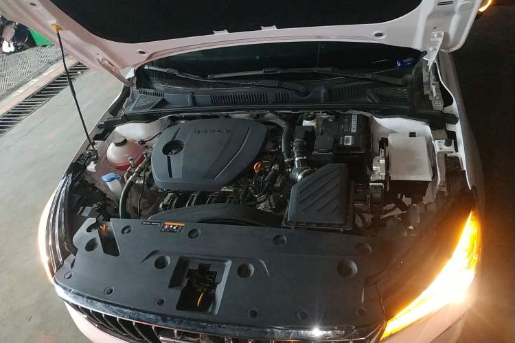 Used Geely Auto Emgrand 2026 Model 4th Generation 4 Millionth Anniversary Edition 1.5L CVT Overdrive Edition Engine Bay