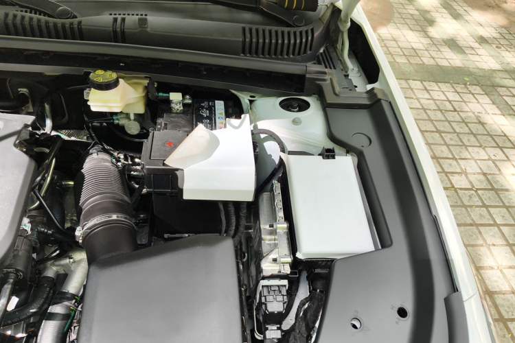 Used Geely Auto Emgrand 2026 Model 5th Generation 1.5T DCT Prestige Edition Engine Bay Left