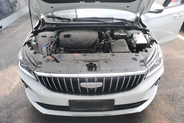 Used Geely Auto Emgrand 2026 Model 4th Generation 4 Millionth Anniversary Edition 1.5L CVT Feiyue Edition Engine Bay