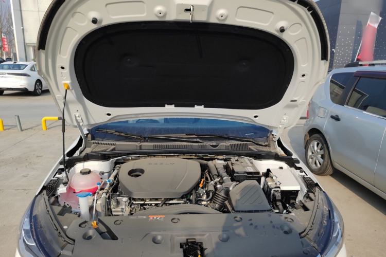 Used Geely Auto Emgrand 2026 Model 4th Generation 4 Millionth Anniversary Edition 1.5L CVT Feiyue Edition Engine Bay