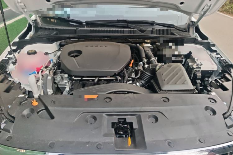 Used Geely Auto Emgrand 2026 Model 4th Generation 4 Millionth Anniversary Edition 1.5L CVT Overdrive Edition Engine Bay