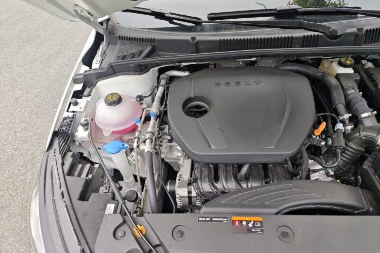 Used Geely Auto Emgrand 2026 Model 4th Generation 4 Millionth Anniversary Edition 1.5L CVT Overdrive Edition Engine Bay Right