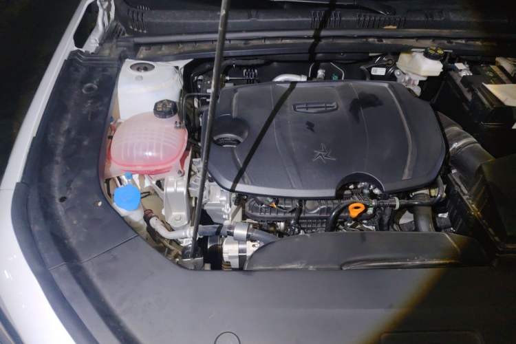 Used Geely Auto Emgrand 2026 Model 5th Generation 1.5T DCT Flagship Edition Engine Bay Right
