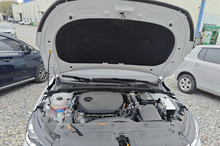 Used Geely Auto Emgrand 2026 Model 4th Generation 4 Millionth Anniversary Edition 1.5L Manual Overdrive Edition Engine Bay
