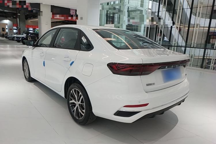 Used Geely Auto Emgrand 2026 Model 4th Generation 4 Millionth Anniversary Edition 1.5L CVT Overdrive Edition Exterior 2