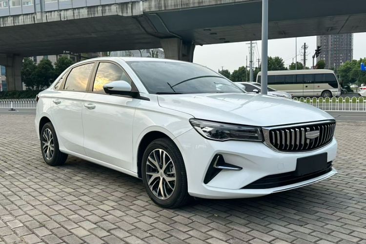 Used Geely Auto Emgrand 2026 Model 4th Generation 4 Millionth Anniversary Edition 1.5L CVT Overdrive Edition Exterior 6