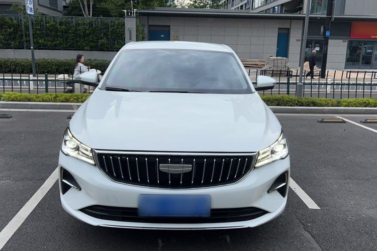 Used Geely Auto Emgrand 2026 Model 4th Generation 4 Millionth Anniversary Edition 1.5L CVT Overdrive Edition Front