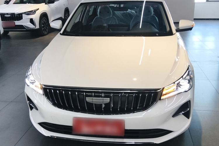 Used Geely Auto Emgrand 2026 Model 4th Generation 4 Millionth Anniversary Edition 1.5L CVT Overdrive Edition Front