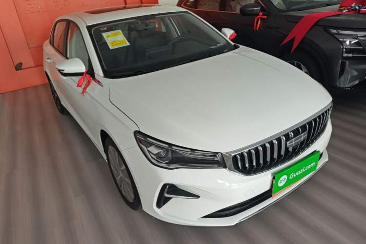 Used Geely Auto Emgrand 2026 Model 4th Generation 4 Millionth Anniversary Edition 1.5L CVT Feiyue Edition Front Right 45 Deg