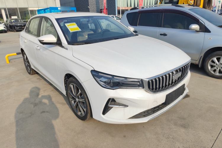 Used Geely Auto Emgrand 2026 Model 4th Generation 4 Millionth Anniversary Edition 1.5L CVT Feiyue Edition Front Right 45 Deg