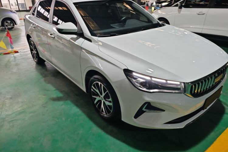 Used Geely Auto Emgrand 2026 Model 4th Generation 4 Millionth Anniversary Edition 1.5L Manual Overdrive Edition Front Right 45 Deg