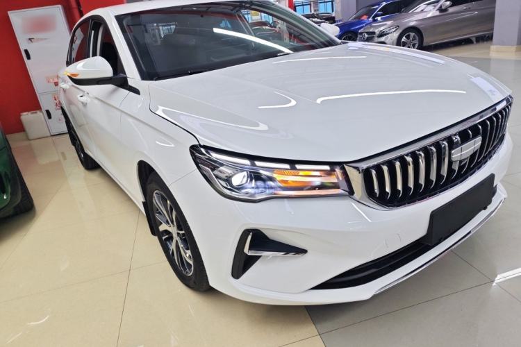 Used Geely Auto Emgrand 2026 Model 4th Generation 4 Millionth Anniversary Edition 1.5L Manual Overdrive Edition Front Right 45 Deg