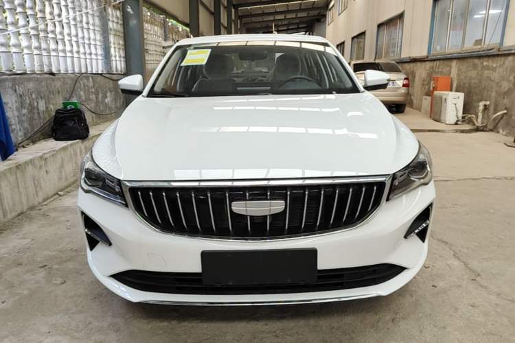 Used Geely Auto Emgrand 2026 Model 4th Generation 4 Millionth Anniversary Edition 1.5L CVT Overdrive Edition Front