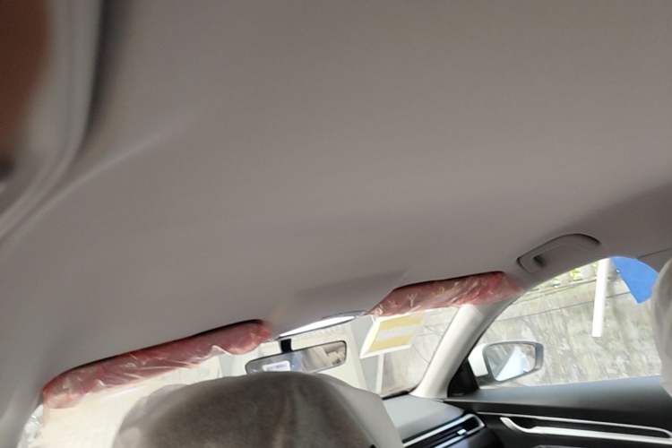 Used Geely Auto Emgrand 2026 Model 4th Generation 4 Millionth Anniversary Edition 1.5L CVT Overdrive Edition Headliner