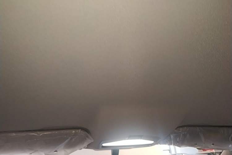 Used Geely Auto Emgrand 2026 Model 4th Generation 4 Millionth Anniversary Edition 1.5L CVT Overdrive Edition Headliner