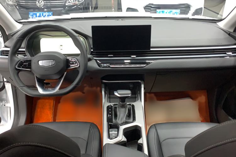 Used Geely Auto Emgrand 2026 Model 4th Generation 4 Millionth Anniversary Edition 1.5L CVT Feiyue Edition Interior 3