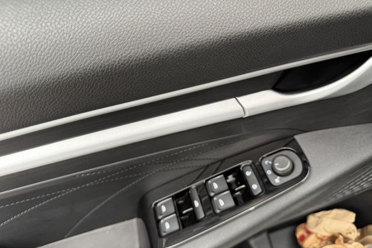 Used Geely Auto Emgrand 2026 Model 4th Generation 4 Millionth Anniversary Model 1.5L CVT Starry Edition Interior 7