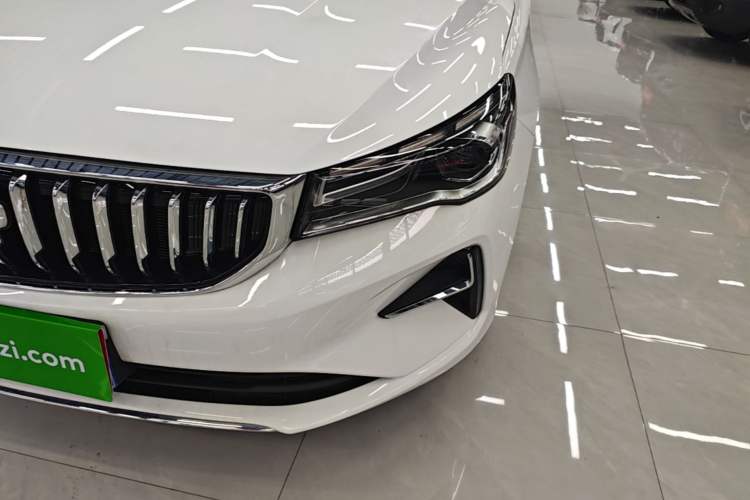 Used Geely Auto Emgrand 2026 Model 4th Generation 4 Millionth Anniversary Edition 1.5L CVT Overdrive Edition Left Front Headlight