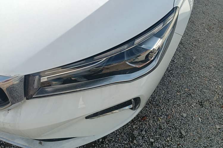 Used Geely Auto Emgrand 2026 Model 4th Generation 4 Millionth Anniversary Edition 1.5L CVT Feiyue Edition Left Front Headlight