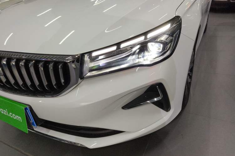 Used Geely Auto Emgrand 2026 Model 4th Generation 4 Millionth Anniversary Edition 1.5L CVT Overdrive Edition Left Front Headlight