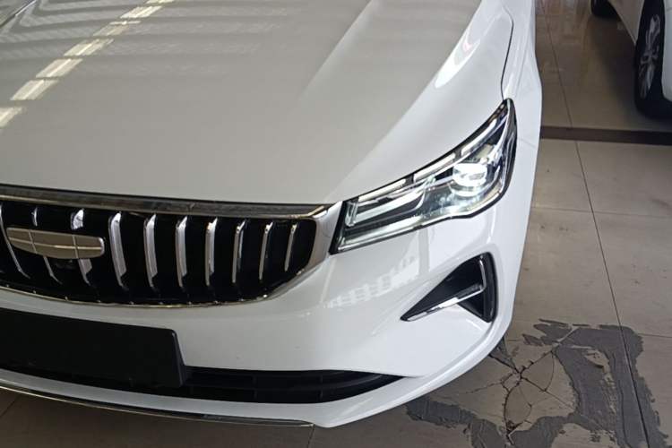 Used Geely Auto Emgrand 2026 Model 4th Generation 4 Millionth Anniversary Edition 1.5L CVT Overdrive Edition Left Front Headlight