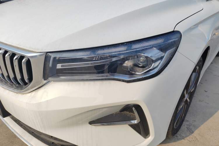 Used Geely Auto Emgrand 2026 Model 4th Generation 4 Millionth Anniversary Edition 1.5L CVT Feiyue Edition Left Front Headlight