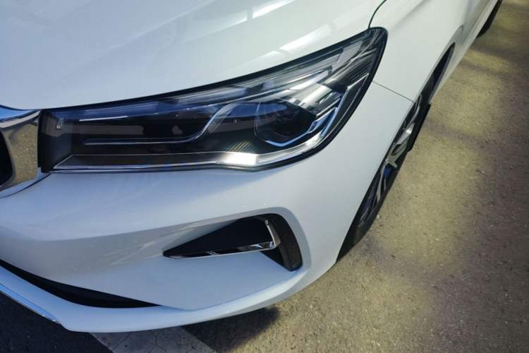 Used Geely Auto Emgrand 2026 Model 4th Generation 4 Millionth Anniversary Model 1.5L CVT Starry Edition Left Front Headlight