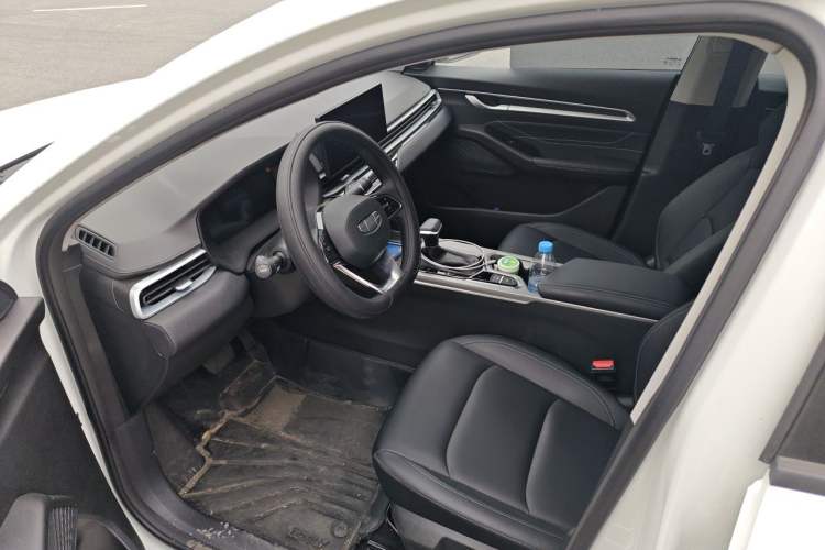 Used Geely Auto Emgrand 2026 Model 4th Generation 4 Millionth Anniversary Edition 1.5L CVT Overdrive Edition Left Front Seat