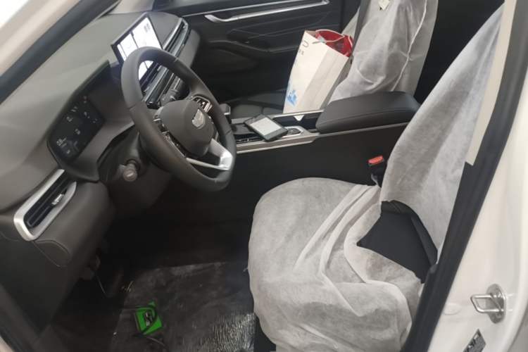 Used Geely Auto Emgrand 2026 Model 4th Generation 4 Millionth Anniversary Edition 1.5L CVT Overdrive Edition Left Front Seat