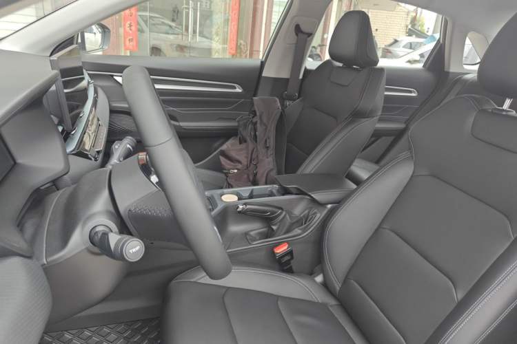 Used Geely Auto Emgrand 2026 Model 4th Generation 4 Millionth Anniversary Edition 1.5L Manual Overdrive Edition Left Front Seat