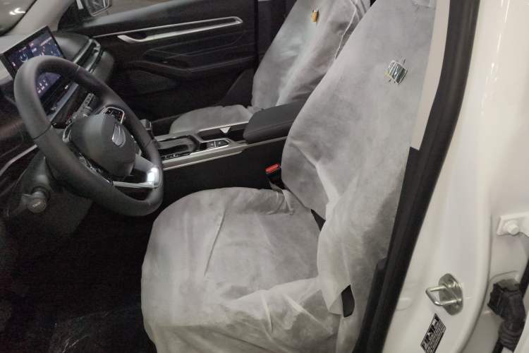 Used Geely Auto Emgrand 2026 Model 4th Generation 4 Millionth Anniversary Edition 1.5L CVT Feiyue Edition Left Front Seat
