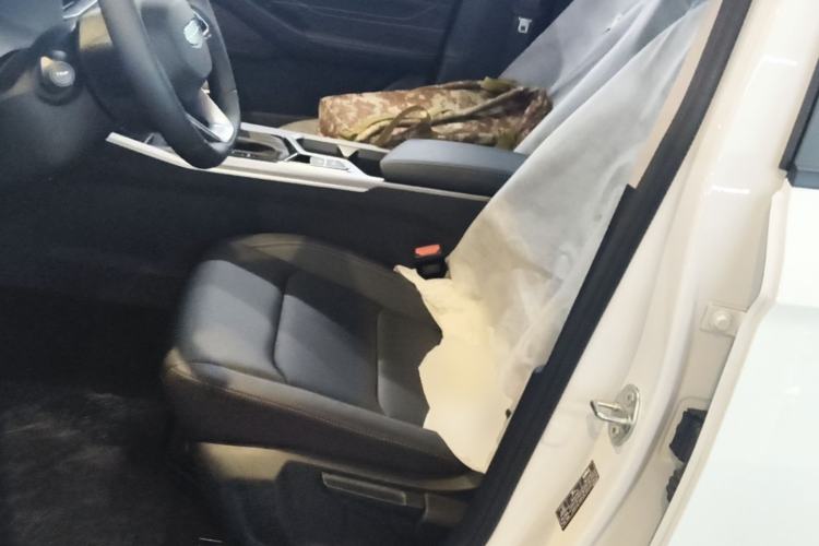 Used Geely Auto Emgrand 2026 Model 4th Generation 4 Millionth Anniversary Edition 1.5L CVT Overdrive Edition Left Front Seat