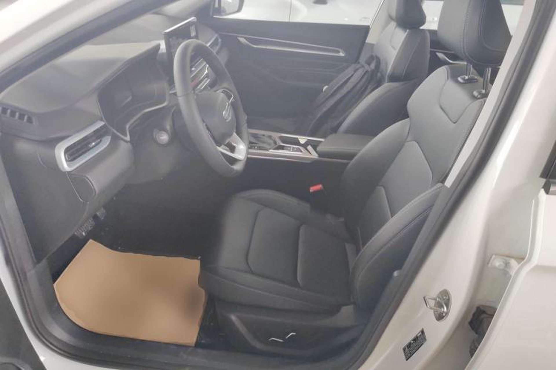 Used Geely Auto Emgrand 2026 Model 4th Generation 4 Millionth Anniversary Edition 1.5L CVT Feiyue Edition Left Front Seat
