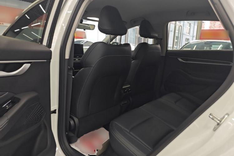 Used Geely Auto Emgrand 2026 Model 4th Generation 4 Millionth Anniversary Edition 1.5L CVT Overdrive Edition Left Rear Seat
