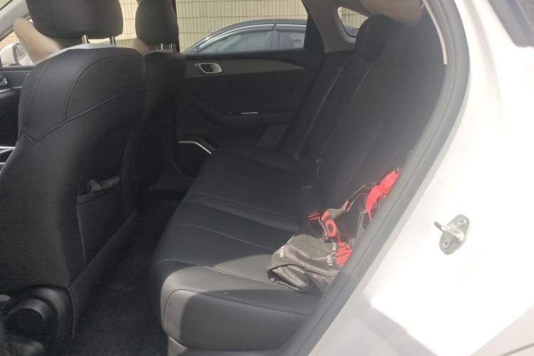 Used Geely Auto Emgrand 2026 Model 5th Generation 1.5L CVT Luxury Edition Left Rear Seat